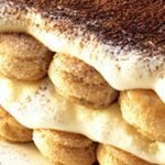 Tiramisu sau Tiramesu este, probabil cel mai cunoscut desert italian.