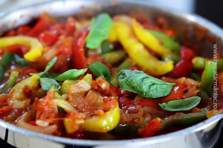 Rețeta de peperonata siciliana