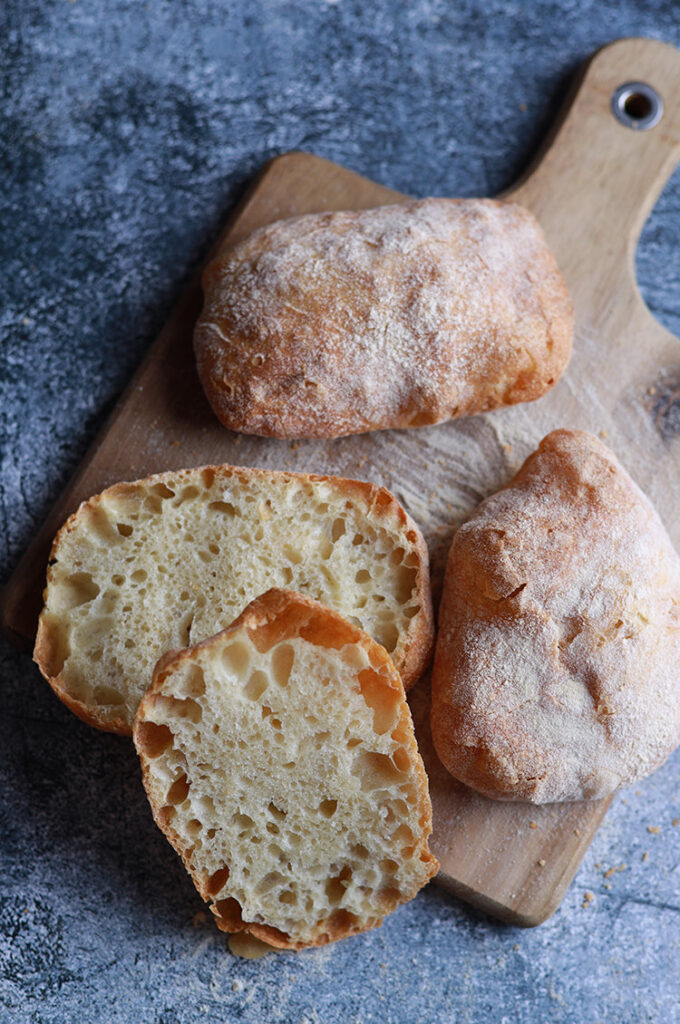 Ciabatta fără frămîntare