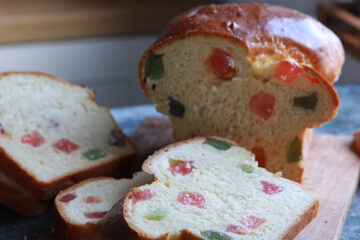 Cozonac cu rahat pufos, rețetă simplă pentru Paște. Desert tradițional aromat, ușor de făcut acasă.