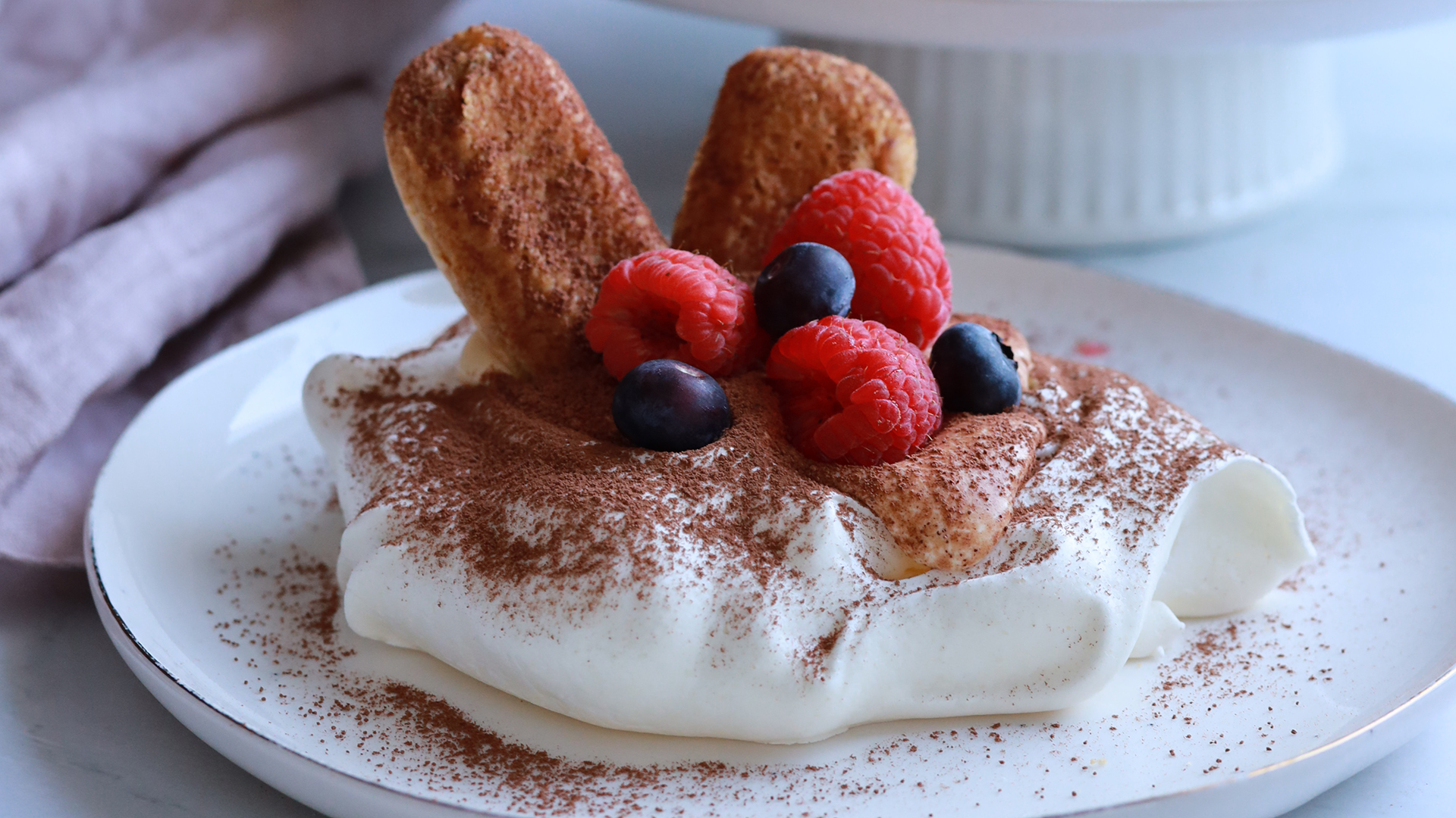 Tiramisu Pavlova desert spectaculos