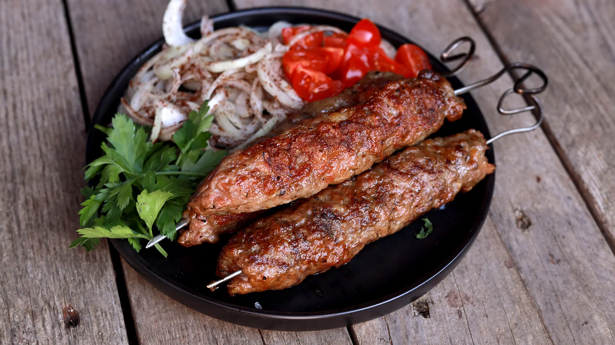 Gătesc afară 30 de zile – Ziua 25: Mici kebap
