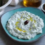 Tzatziki autentic – rețeta grecească simplă și cremoasă