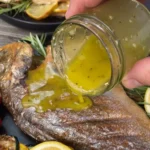 Ladolemono – sos grecesc cu ulei de măsline și lămâie