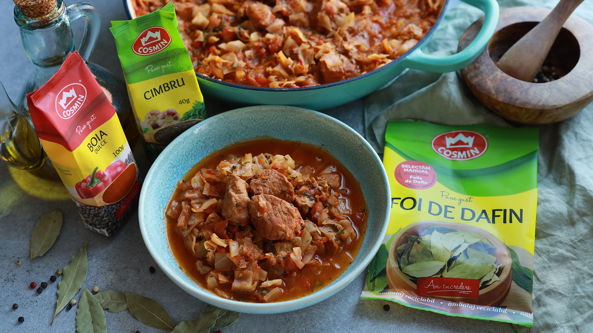 Mâncare de varză cu carne de porc
